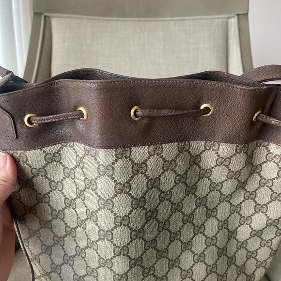 Authentic Gucci vintage web sherry line drawstring bag 41.02.085 (D09) - Picture 9 of 16